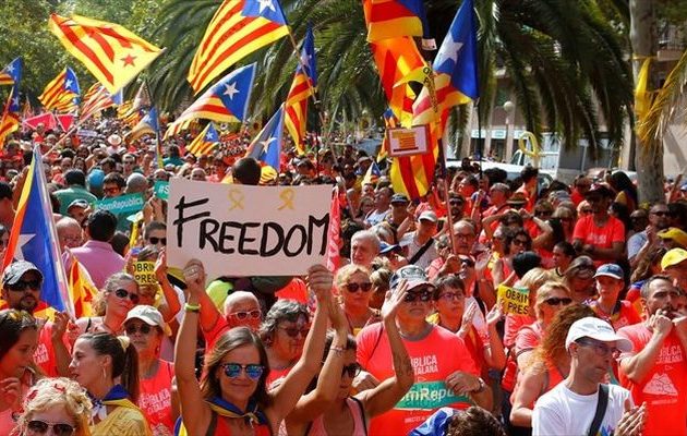 Γιατί οι Ισπανοί αναμένουν φθινοπωρινό «θρίλερ» στην Καταλονία