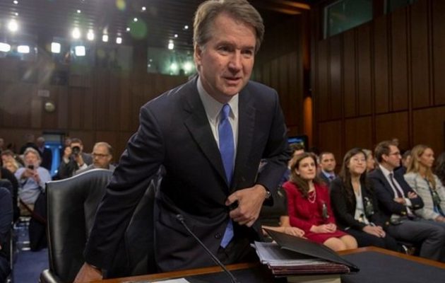 «Τρίτωσε»: Ακόμη μία Αμερικανίδα κατηγορεί τον Μπρετ Κάβανο για σεξουαλική επίθεση