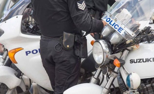 Ληστεία με πυροβολισμούς σε ΕΛΤΑ στον Κόκκινο Μύλο