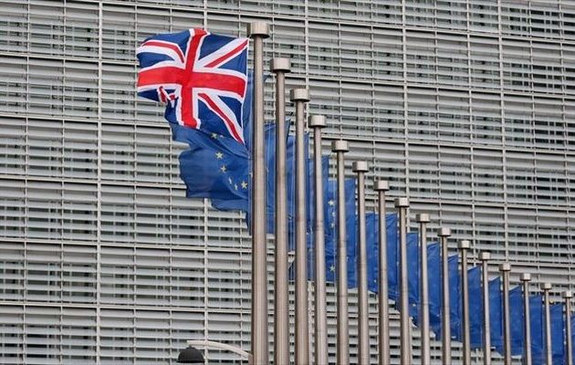 Έκτακτη σύνοδος κορυφής για το Brexit στα μέσα Νοεμβρίου ανακοίνωσε ο Τουσκ