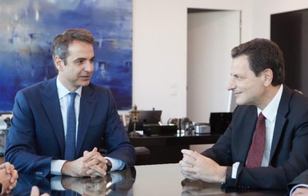 Χάος στη ΝΔ με τον ΕΝΦΙΑ – Ο Αυγενάκης μάζεψε άρον άρον την ακραία πρόταση Μητσοτάκη