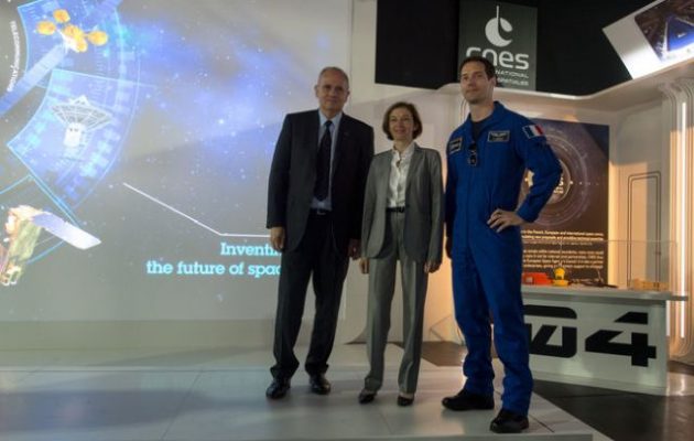 Η Γαλλίδα υπ. Άμυνας Φλ. Παρλί προετοιμάζεται για «διαστημικό πόλεμο»