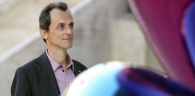 Ο αστροναύτης υπουργός Επιστημών της Ισπανίας κατηγορείται για φοροδιαφυγή