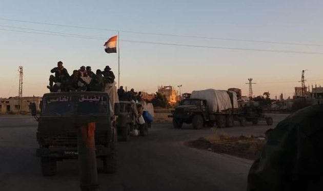 Βετεράνοι του συριακού στρατού μεταφέρονται κατά χιλιάδες στο μέτωπο της Ιντλίμπ