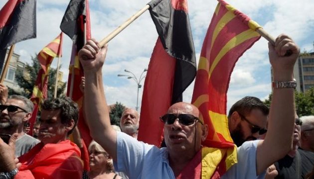 ΠΓΔΜ: To VMRO καλεί τους οπαδούς του να πράξουν κατά συνείδηση στο δημοψήφισμα