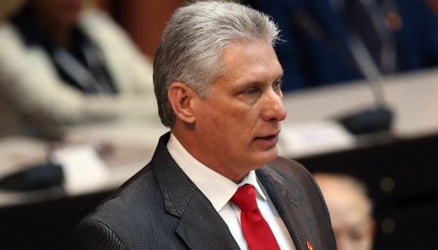 Ο Κουβανός πρόεδρος Ντίας Κανέλ βλέπει «οπισθοδρόμηση» στις σχέσεις με τις ΗΠΑ – Τι είπε