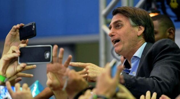 Ο Μπολσονάρου πάει Ουάσιγκτον για μια νέα «πολύ διαφορετική σχέση» ΗΠΑ-Βραζιλίας