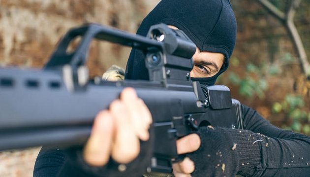 Ο κυβερνήτης του Ρίο θέλει ελεύθερους σκοπευτές για να σκοτώνουν τους ένοπλους κακοποιούς