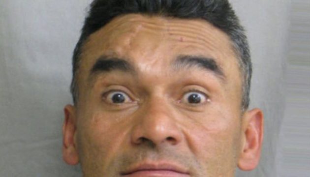 Φρίκη: Κυκλοφορούσε με ρόπαλο του μπέιζμπολ και «εξολόθρευε» αστέγους