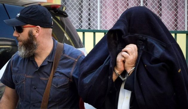 Στη φυλακή ο καθηγητής «Φακελάκης»: «Με εκδικούνται οι φοιτητές γιατί ήμουν αυστηρός»