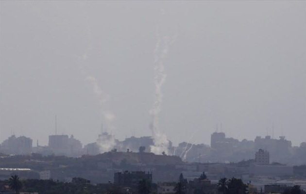 Το Ισραήλ έπληξε θέσεις της Χαμάς σε αντίποινα για επίθεση με ρουκέτα