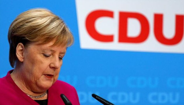 Σε ποιον θέλει να δώσει η Μέρκελ το δαχτυλίδι της διαδοχής για το CDU
