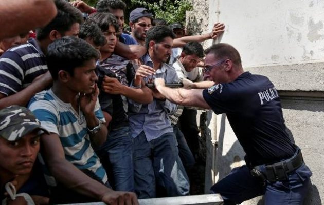 Οι «λαθρομετανάστες» και η «αστυνομία της ιδεολογικής ορθότητας»