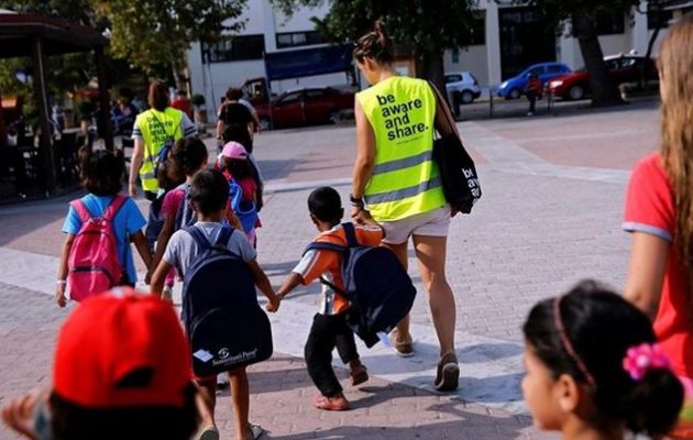 1.130 γονείς της Χίου με εξώδικο ζητούν να δημιουργηθεί σχολείο μέσα στον προσφυγικό καταυλισμό χωρίς ΜΚΟ