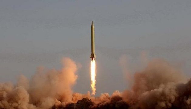 Το Πακιστάν απάντησε με εκτόξευση πυραύλου στην αγορά των S- 400 από την Ινδία
