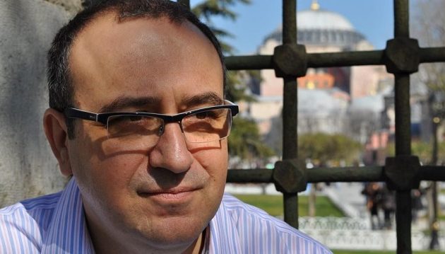 Ποιος Έλληνας είναι υποψήφιος για βραβείο καλύτερου Ευρωπαίου δημοσιογράφου