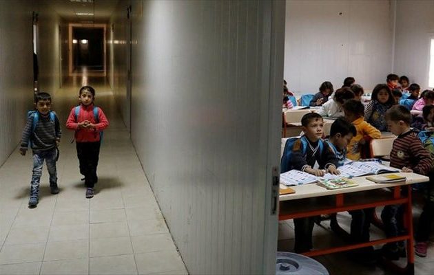 Ξεκινούν τα σχολεία για προσφυγόπουλα στη Χίο εν μέσω αντιδράσεων