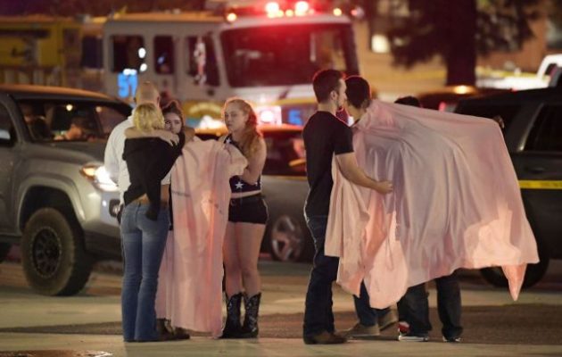 Θρήνος: O μακελάρης της Καλιφόρνιας πήρε μαζί του στο θάνατο 12 αθώα θύματα