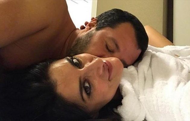 Τηλεοπτική σταρ αποφασίζει να χωρίσει τον Σαλβίνι με μια… σέλφι – Η απάντησή του (φωτο)