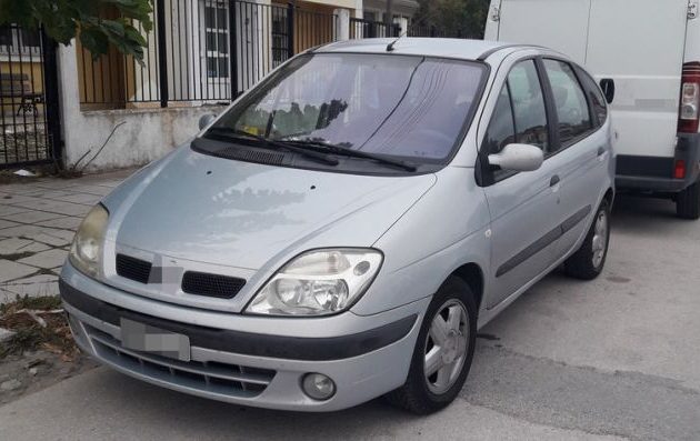 Συνελήφθησαν τέσσερις διακινητές παράτυπων μεταναστών στη Θράκη