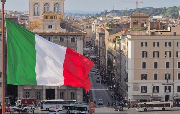 Reuters: Έτοιμη να «χτυπήσει» την Ιταλία η Ε.Ε.