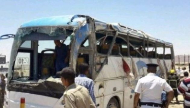 Μακελειό στην Αίγυπτο: Άνοιξαν πυρ σε λεωφορείο με Χριστιανούς – Τουλάχιστον 7 νεκροί