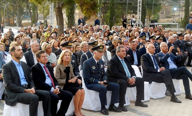 Νέο νεκροταφείο στη Γλυφάδα – Γιατί παρέστη ο Πάνος Καμμένος