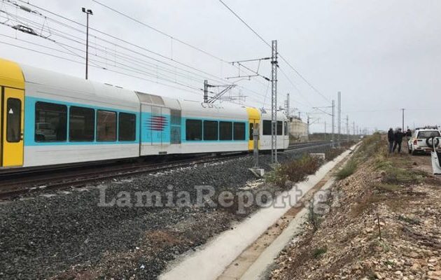 Εκτροχιάστηκε τρένο στο δρομολόγιο Λιανοκλάδι – Αθήνα (φωτο)