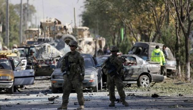 Μακελειό στο Αφγανιστάν: Τουλάχιστον 18 αστυνομικοί νεκροί σε ενέδρα των Ταλιμπάν