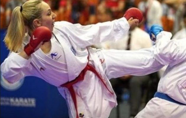 Η Έλενα Χατζηλιάδου νίκησε στο καράτε την Ιαπωνέζα Αγιούμι Ουεκούζα και πήρε το παγκόσμιο χρυσό