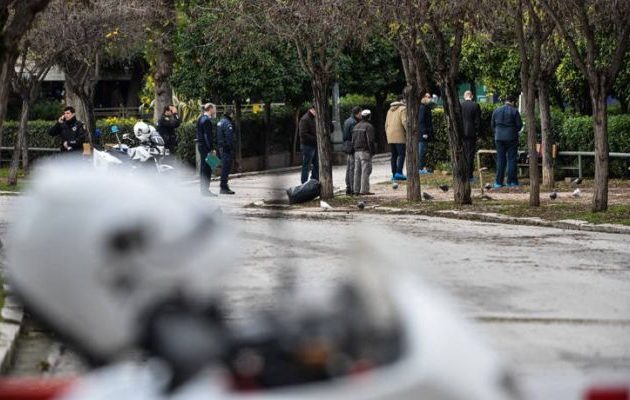 Θρίλερ στο Ζάππειο: Βρέθηκε κρεμασμένος άνδρας