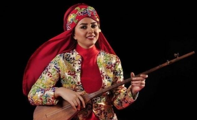 Κούρδισσα τραγουδίστρια από το Ιράν κρατήθηκε και ανακρίθηκε στο αεροδρόμιο «Ατατούρκ»