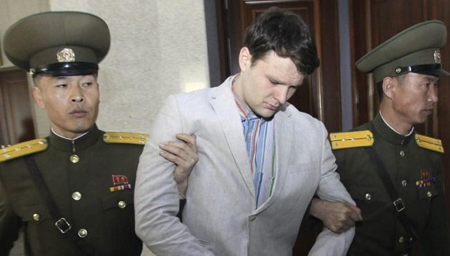 Η Β. Κορέα θα δώσει 501 εκατ. δολάρια στους γονείς του φοιτητή που βασανίστηκε στη φυλακή