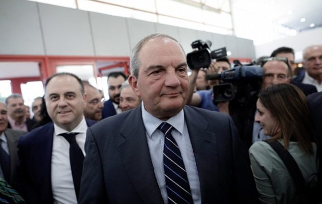 Καραμανλής υπέρ των κοινωνικά ασθενέστερων – Μήνυμα σε Μητσοτάκη