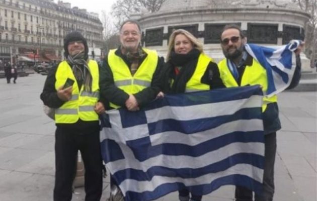 Ο Λαφαζάνης έγινε Κίτρινο Γιλέκο και του έριξαν δακρυγόνα τα ΜΑΤ του Μακρόν