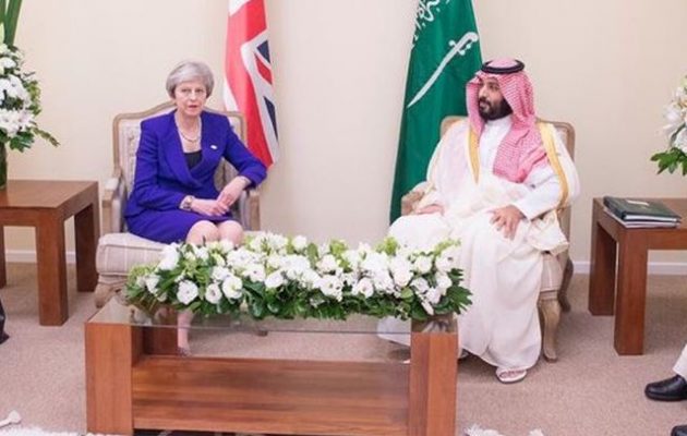 Η Τερέζα Μέι είπε στον Σαουδάραβα Διάδοχο να μην ξανασυμβεί φόνος όπως του Κασόγκι