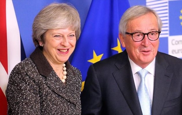 Μέι από Βρυξέλλες: «Η συμφωνία για το Brexit είναι η μοναδική διαθέσιμη»