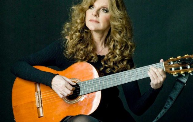 Έφυγε από τη ζωή η τραγουδίστρια και ηθοποιός Μαριάννα Τόλη