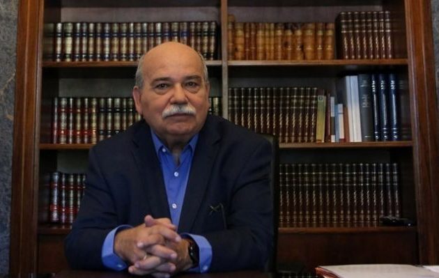 Η δεξιά των κοτζαμπάσηδων εξευτελίζει τη δημοκρατία – Ο Πρόεδρος της Βουλής δεν απαντά