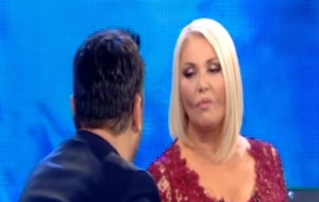 Πώς η Παναγιά έκανε τη Ρούλα Κορομηλά να σηκωθεί από το αναπηρικό καροτσάκι (βίντεο)