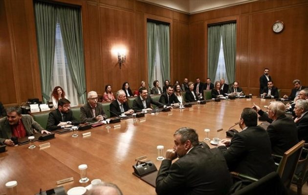 Τσίπρας: Υλοποιήσαμε μεγάλο μέρος των δεσμεύσεων της ΔΕΘ -15.000 προσλήψεις μόνιμων εκπαιδευτικών