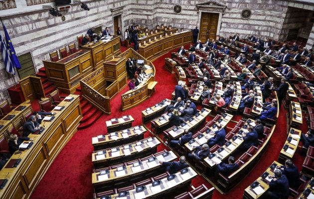 Κατατέθηκε στη Βουλή το σχέδιο νόμου για τη Συμφωνία των Πρεσπών