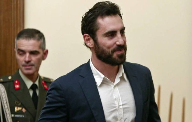 Δείτε φωτογραφίες από το Προεδρικό – Ο σεφ Γιάννης Αποστολάκης περήφανος δίπλα στον πατέρα του