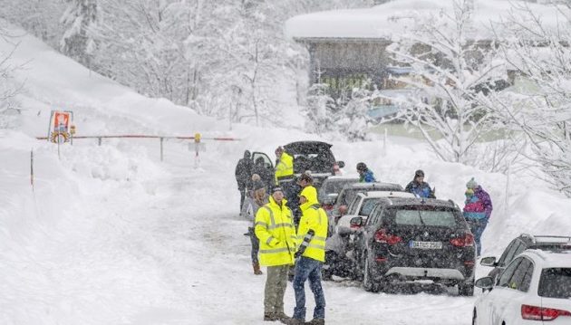 Φονικός χιονιάς στην Αυστρία – Πέντε νεκροί, δύο άτομα αγνοούνται