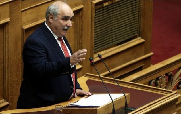 Ο Μάρκος Μπόλαρης είπε την αλήθεια για τα σχολικά βιβλία ιστορίας σε σχέση με τα Σκόπια