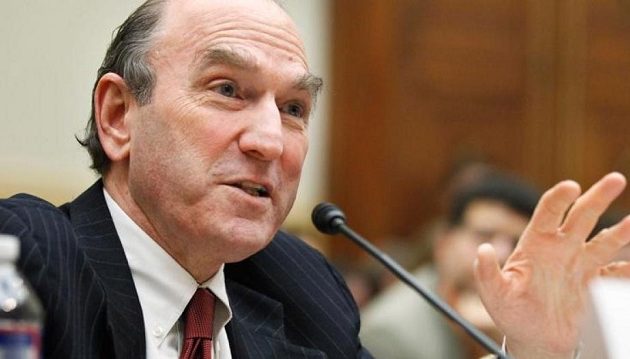 ΗΠΑ κατά Μαδούρο: Ανόητη οποιαδήποτε ενέργεια κατά του Γκουάιντο