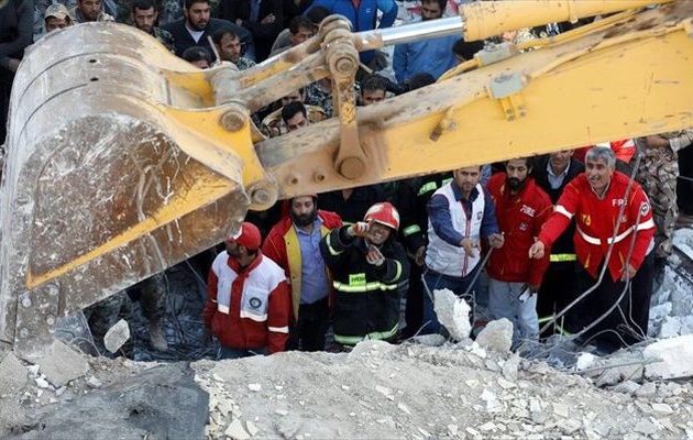 Τουλάχιστον 75 τραυματίες από σεισμό 5,5 Ρίχτερ που έπληξε το Ιράν