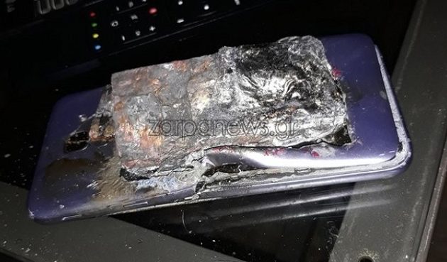 Κινητό τηλέφωνο εξερράγη στην τσέπη μαθητή (φωτο)