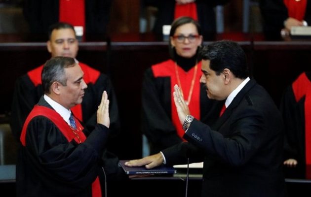 Βενεζουέλα: O Mαδούρο ορκίστηκε εν μέσω αντιδράσεων για δεύτερη εξαετή θητεία πρόεδρος