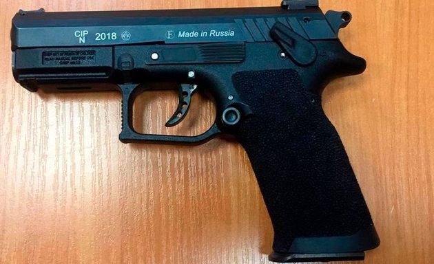 13χρονη αυτοπυροβολήθηκε με το όπλο του πατέρα της ενώ έβγαζε σέλφι